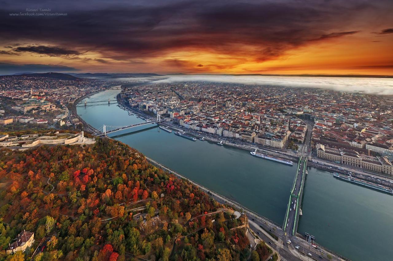 Romantic Two Bedroom Apartments In The Hills Of Budapest With Private Parking מראה חיצוני תמונה